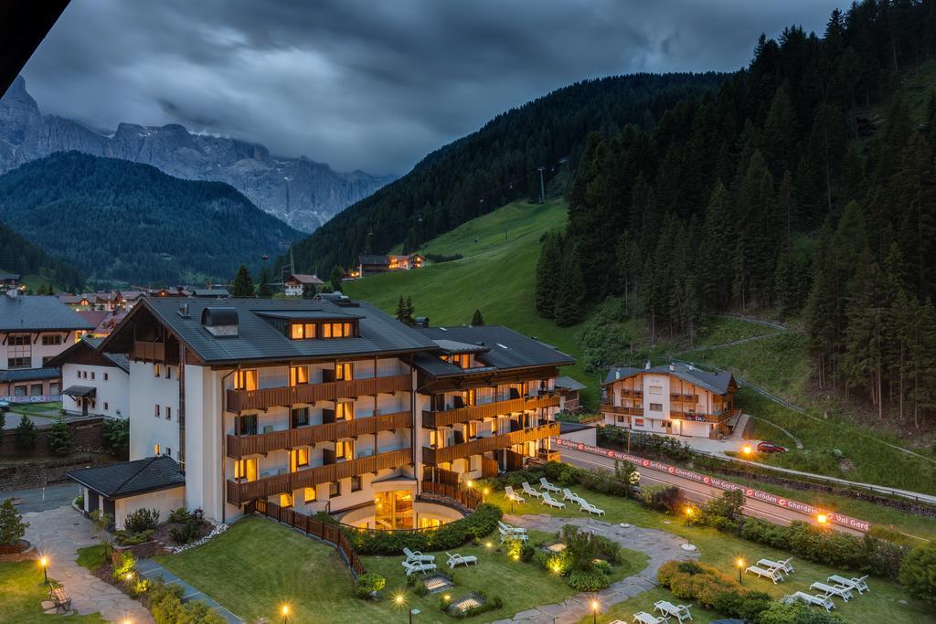 Hotel Antares Selva di Val Gardena Exterior photo